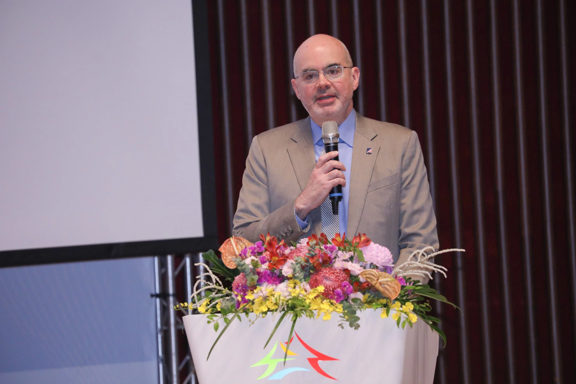 台中市與AIT共辦無人機論壇　谷立言：打造蜂巢防禦系統將成台灣嚇阻關鍵