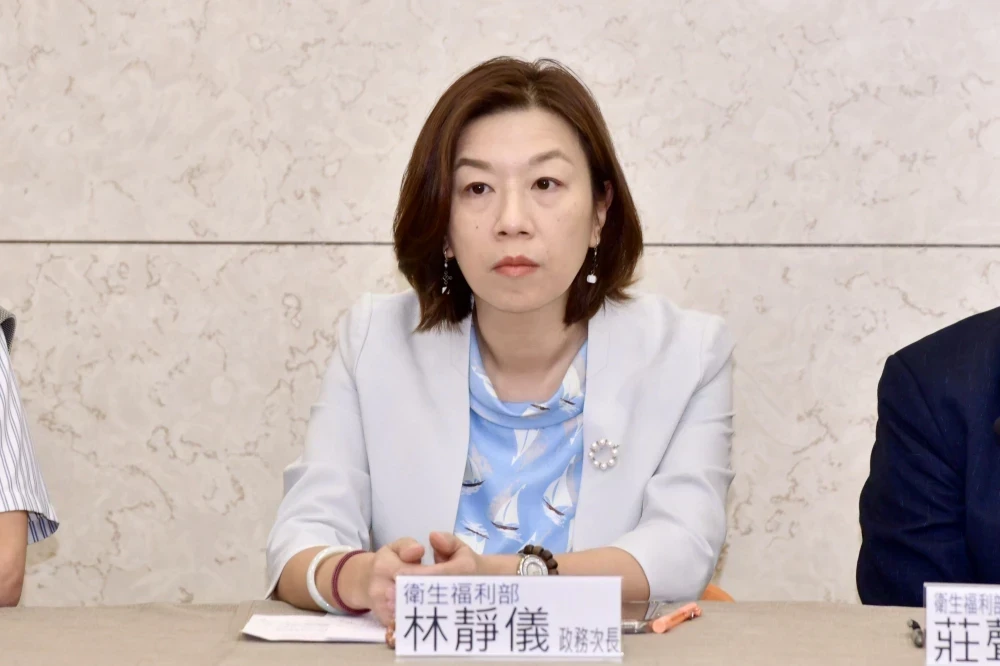 事後藥管制爭議　林靜儀稱「沒保險套別上床」陳昭姿嗆找不到重點快下台