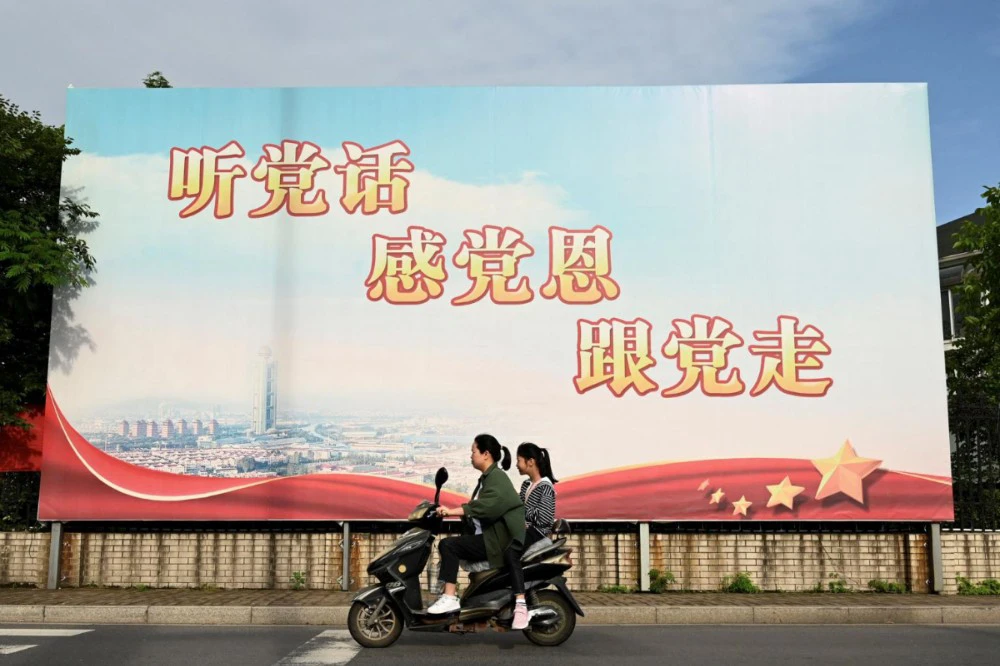 李濠仲專欄:襲擊矢板明夫那個人腦袋被植入什麼 -- 上報
