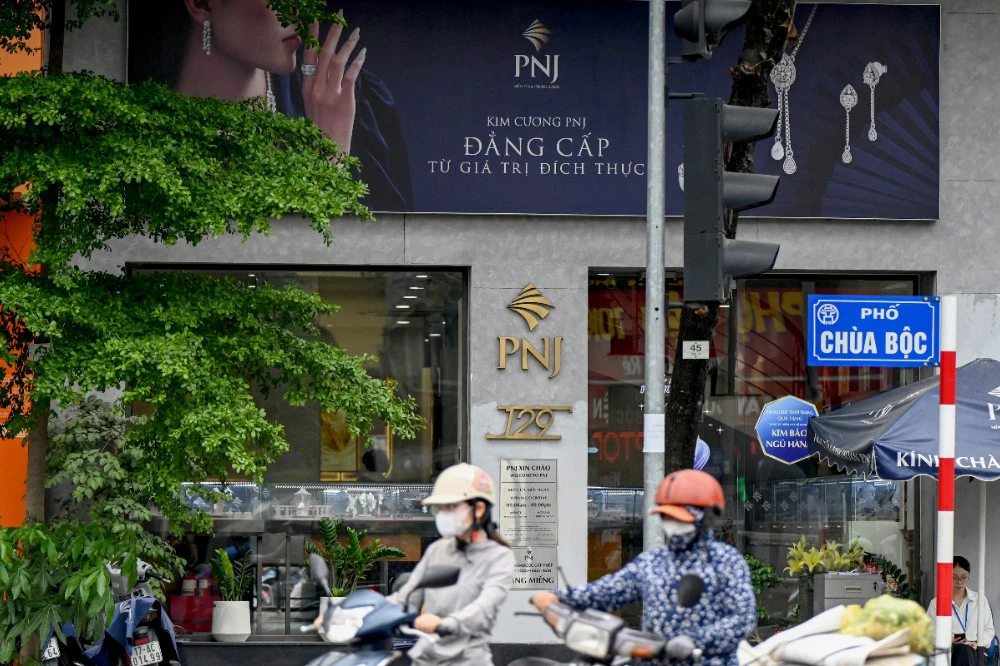 越南升上中高所得國:跨過門檻之後的代價 -- 上報