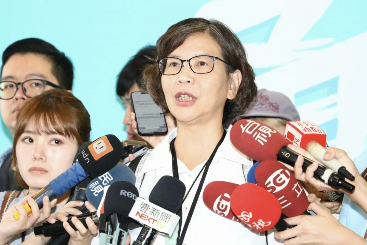 蔡壁如無預警宣布短期出家　預告「這天」與大家見面