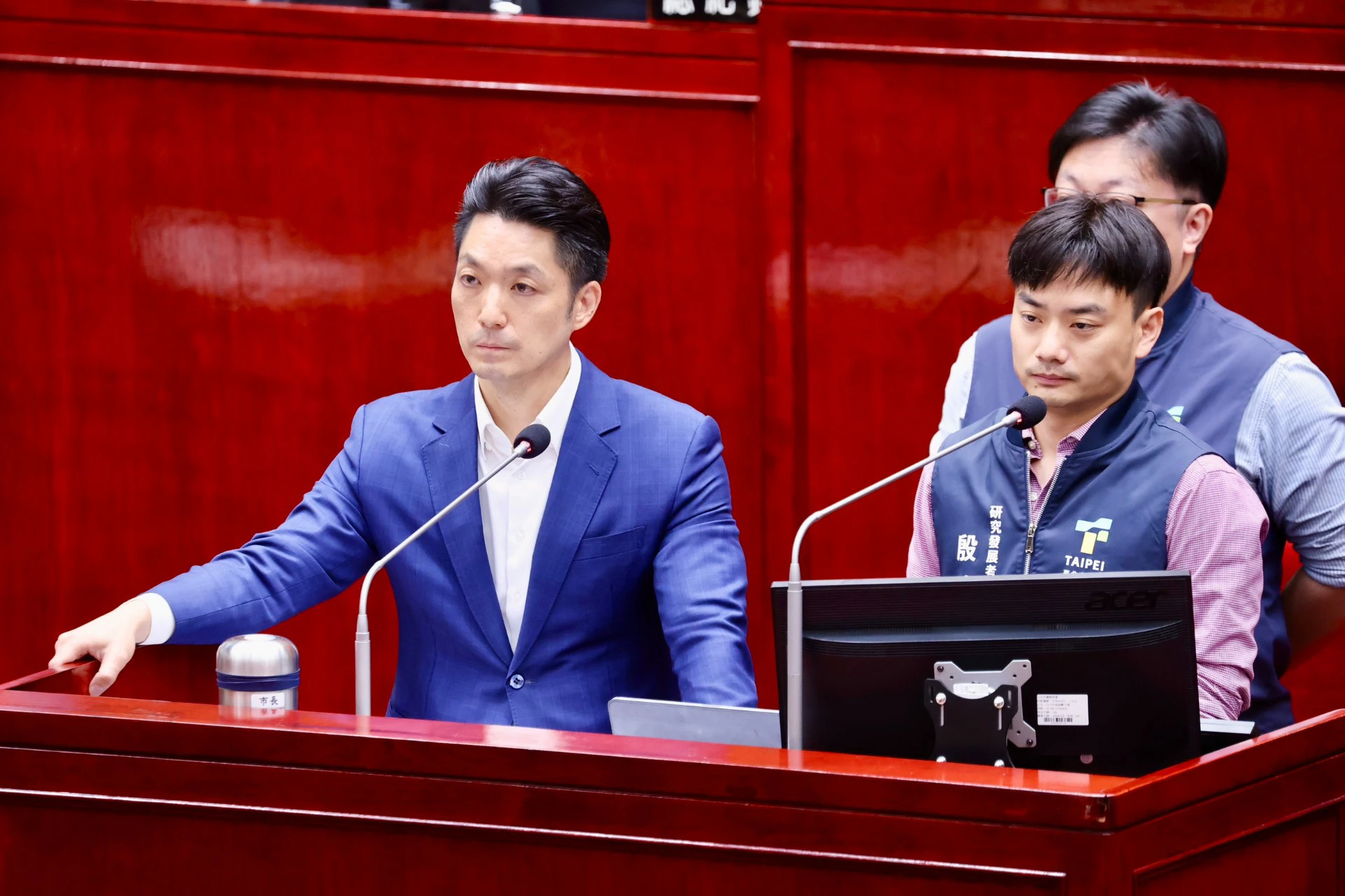 秦慧珠狂追問捐20萬買庇護工場禮盒　蔣萬安：如果有受影響當然願意
