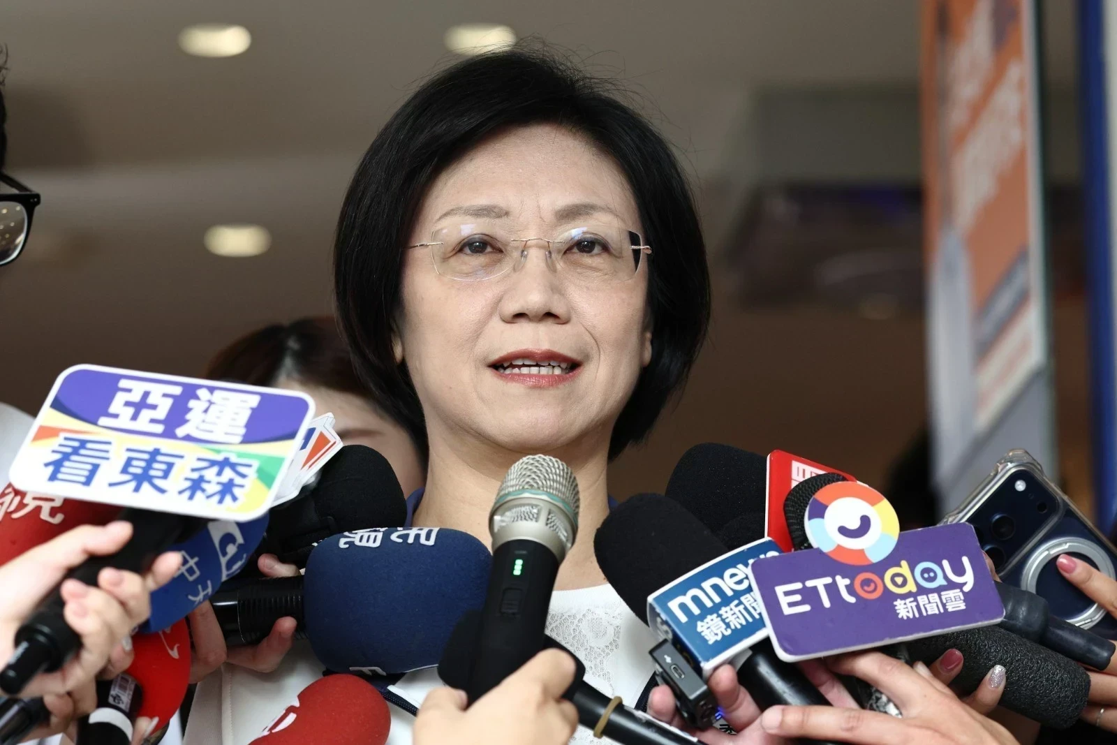 庇護工場風波引眾怒？　翁曉玲：若沒黨團支持不可能過