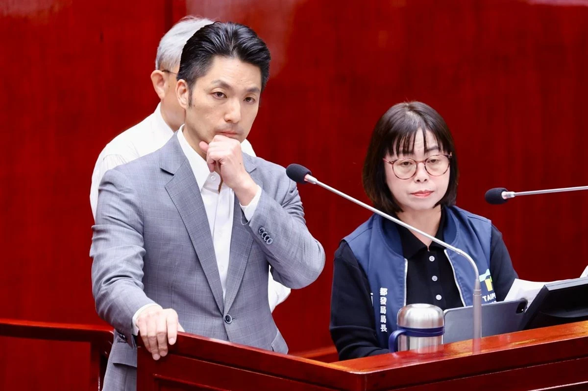 蔣萬安兒子擁美國籍用公費赴美交換　北市教育局：已有前例