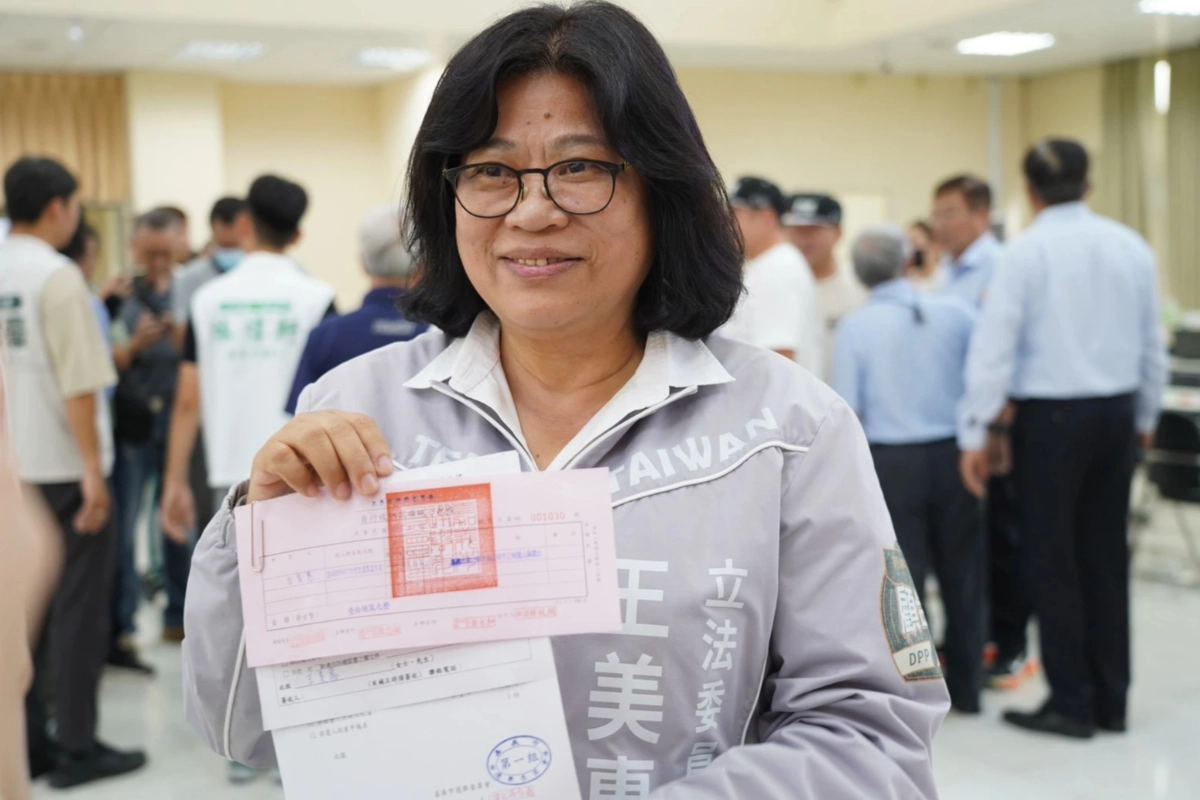 王美惠登記選嘉義市長　獲總統牌力挺賴清德、蔡英文任榮譽主委