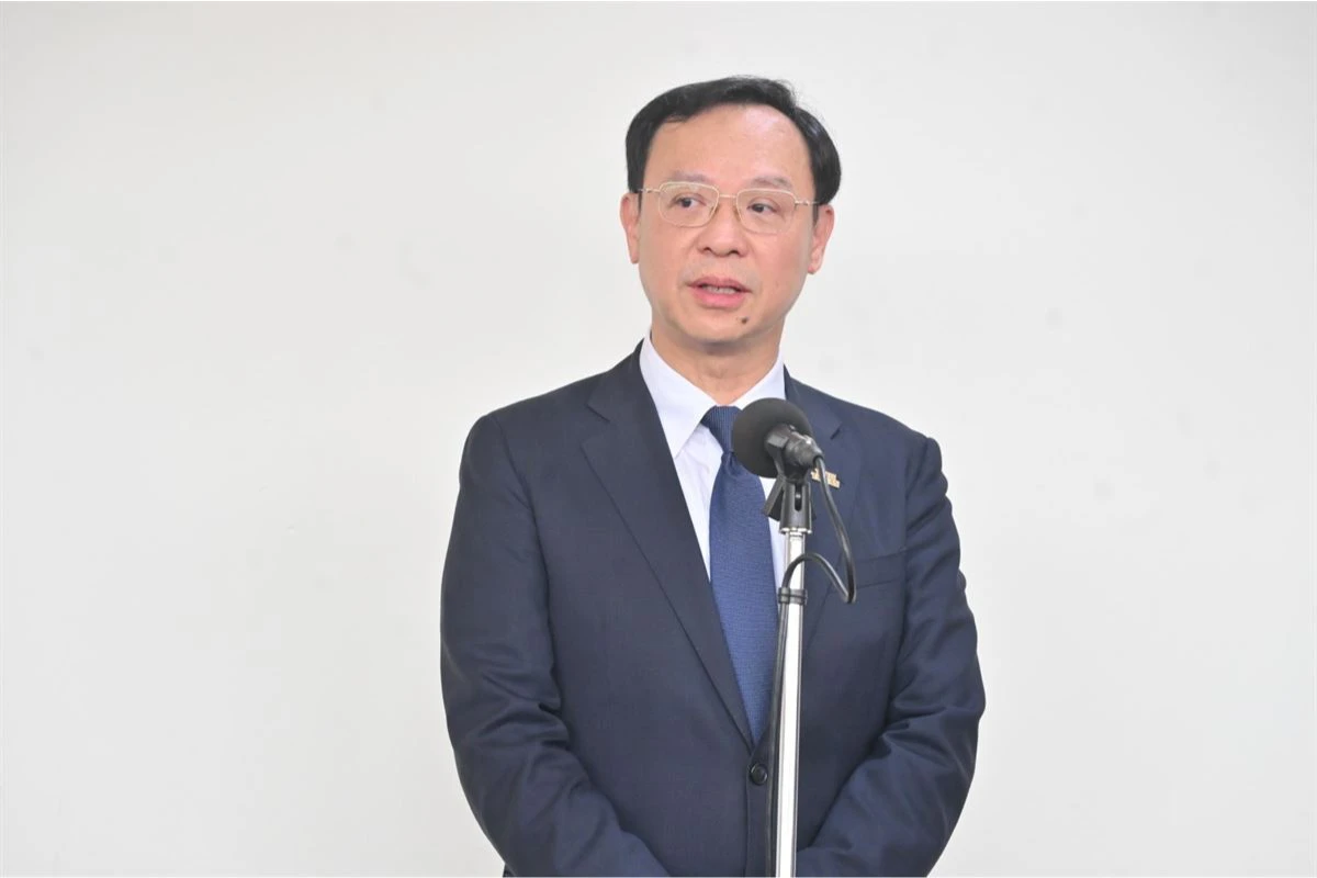張哲偉
