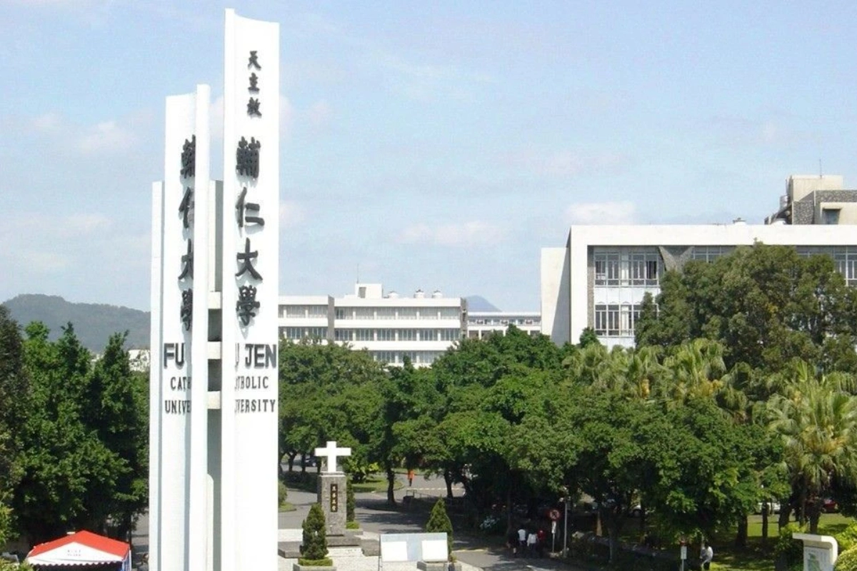 宿營後突問「學費我出、月給5萬交朋友？」輔大女大生嚇壞　民宿老闆被問僅回2字
