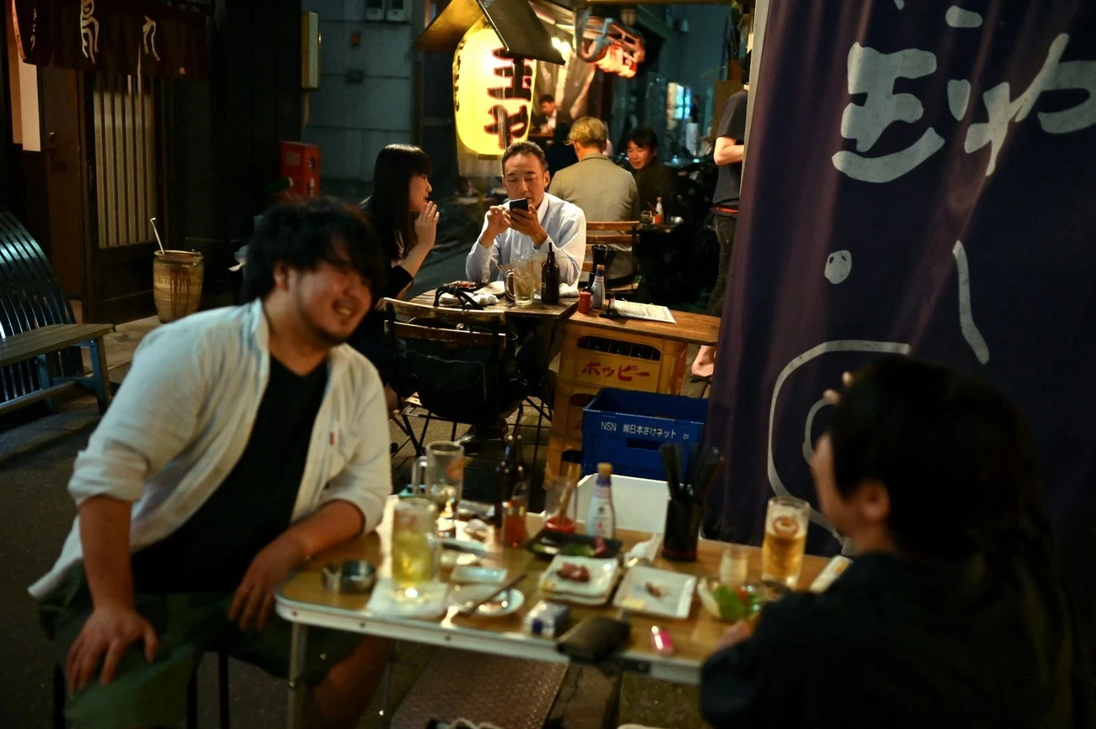 日本居酒屋喝酒配水能防宿醉?研究揭真相:飲酒超標一樣沒用