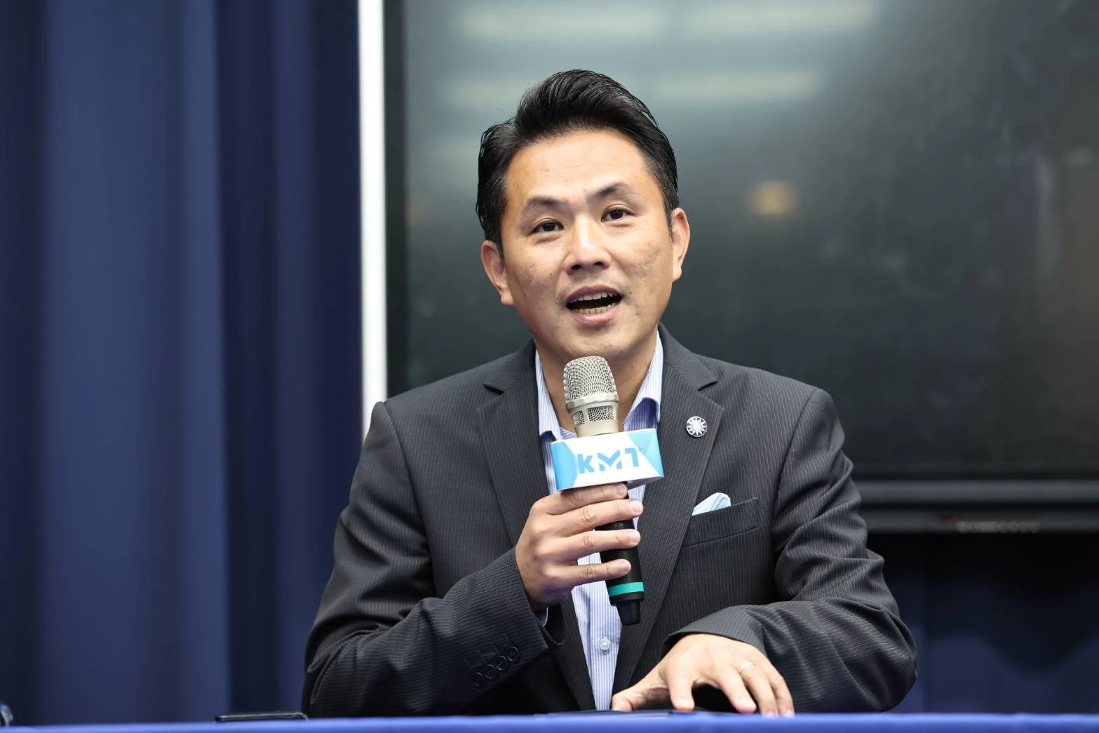 黃國昌再轟徐欣瑩「把我當笨蛋」 國民黨喊話藍白:先冷靜、少講幾句