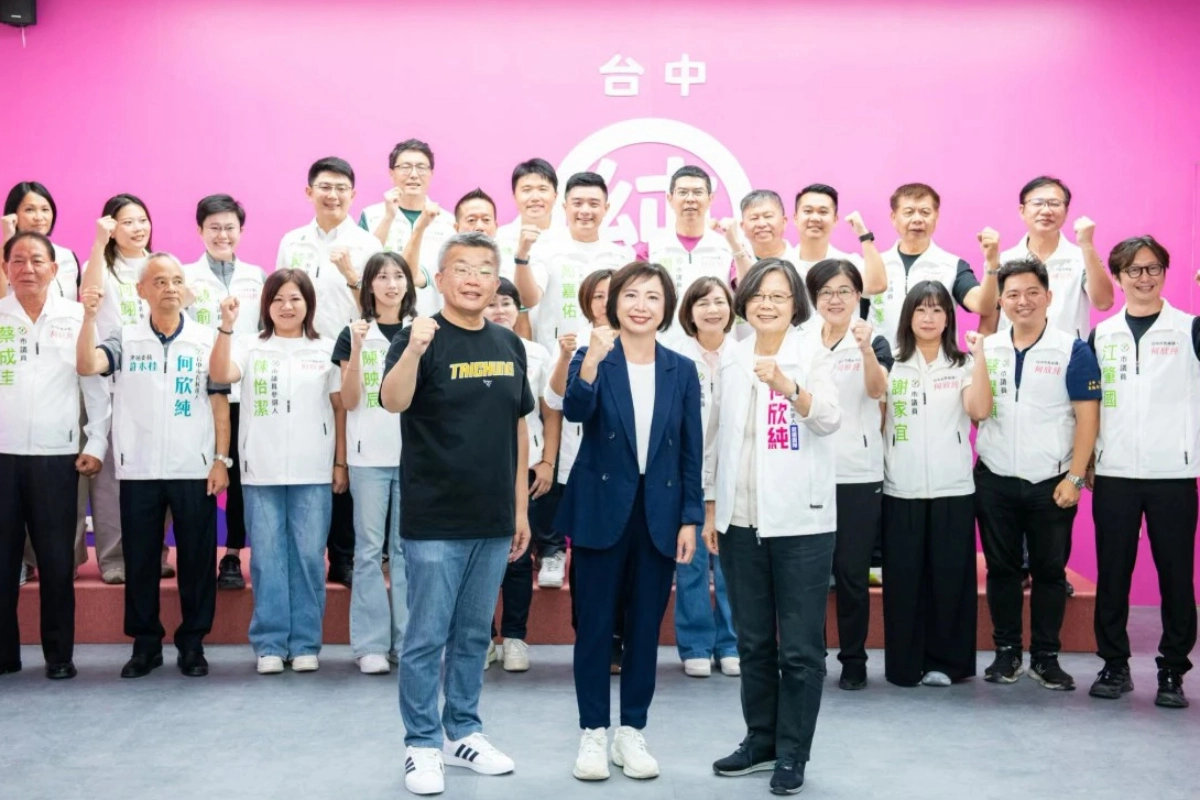 (取自何欣純臉書)