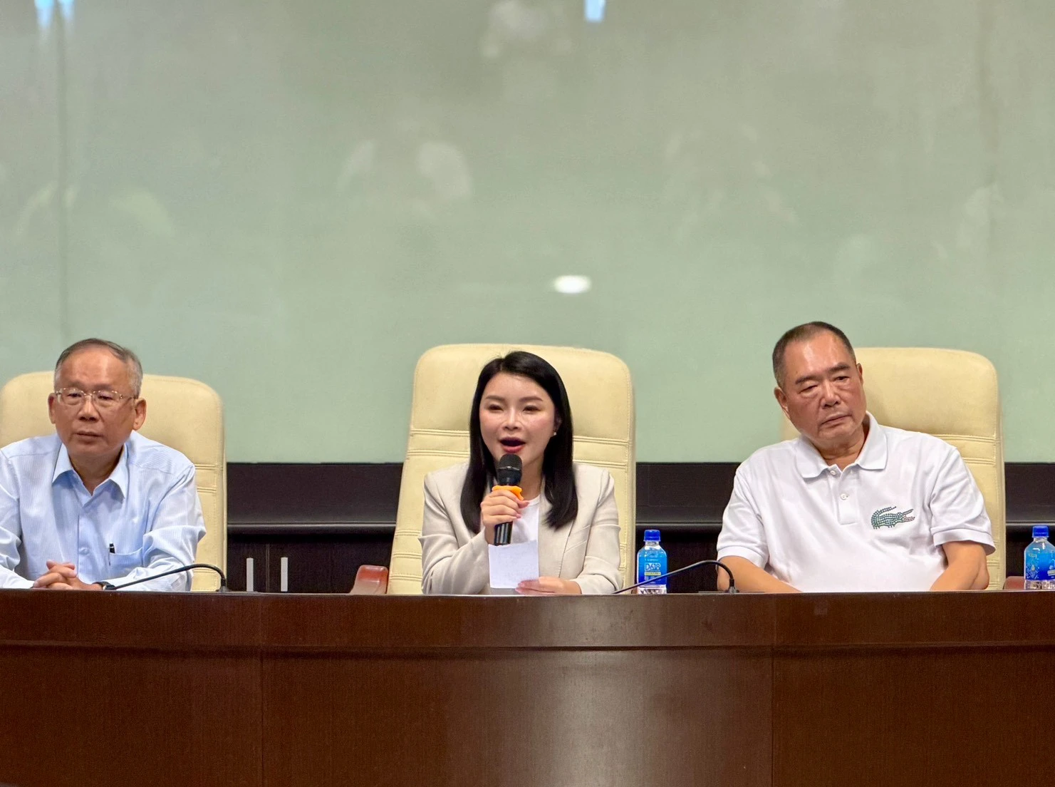 天然氣管線施工影響雲林漁民生計　張嘉郡要求中油加速補償