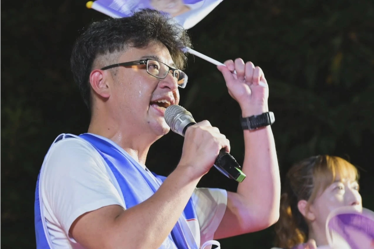 彰化縣議長謝典霖於議會宴客涉行賄　與父母一同遭當庭逮捕聲押