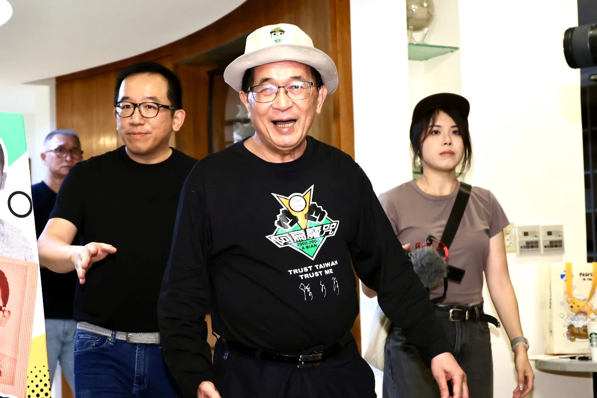 翁曉玲開酸扁保外就醫　陳水扁嗆「不是上帝」：先搞清楚馬英九決定