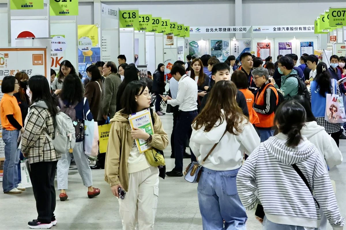 受畢業季求職影響　8月失業率3.41%創26年同月新低