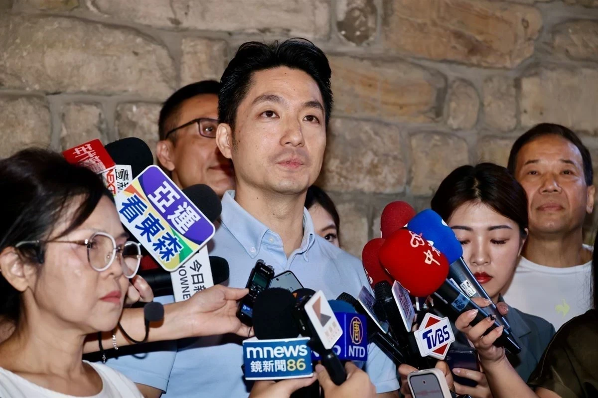蔣萬安遭疑學歷灌水更改　議員：就是心虛了