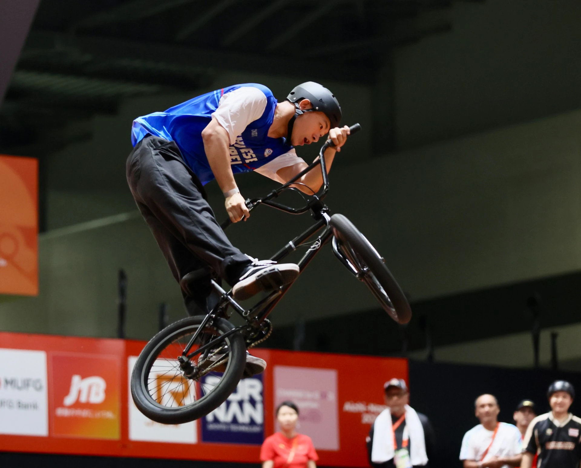 【亞運自由車】鄭喬鴻闖BMX決賽　續寫台灣第一人紀錄