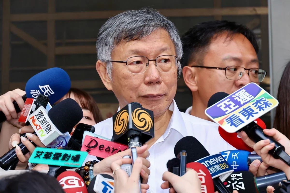 傅崐萁喊普發2萬　柯文哲：很努力把台灣掏空
