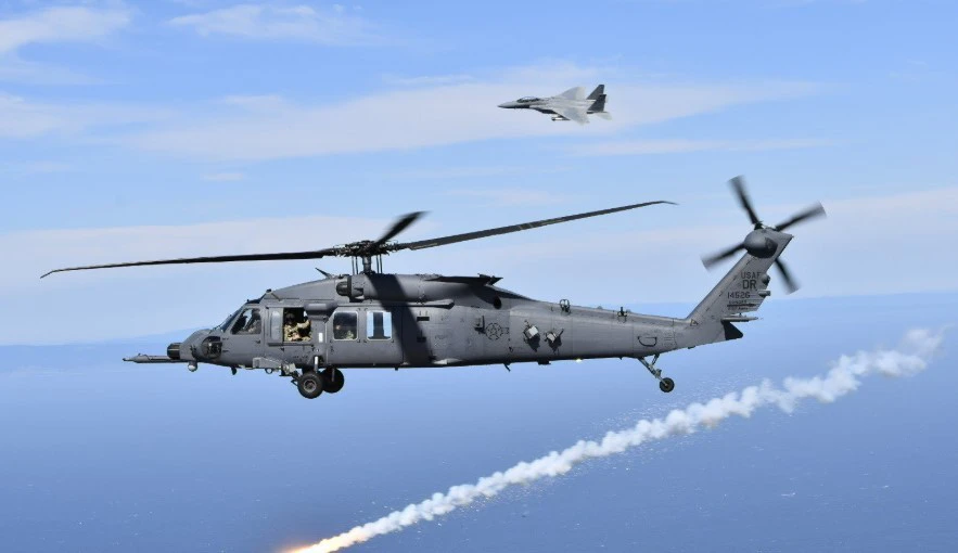 空軍則規劃以HH-60鋪路鷹直升機作為新一代救護機。（取自DVIDS網站）