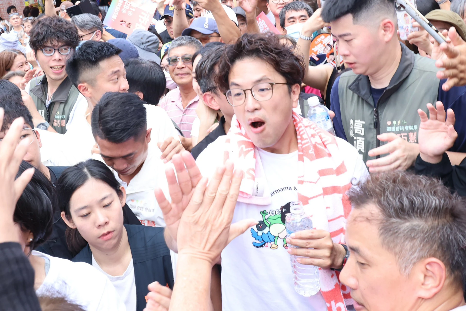 批蔣萬安、李四川製造恐慌　沈伯洋邀辯論毒品政策：隨時都可以