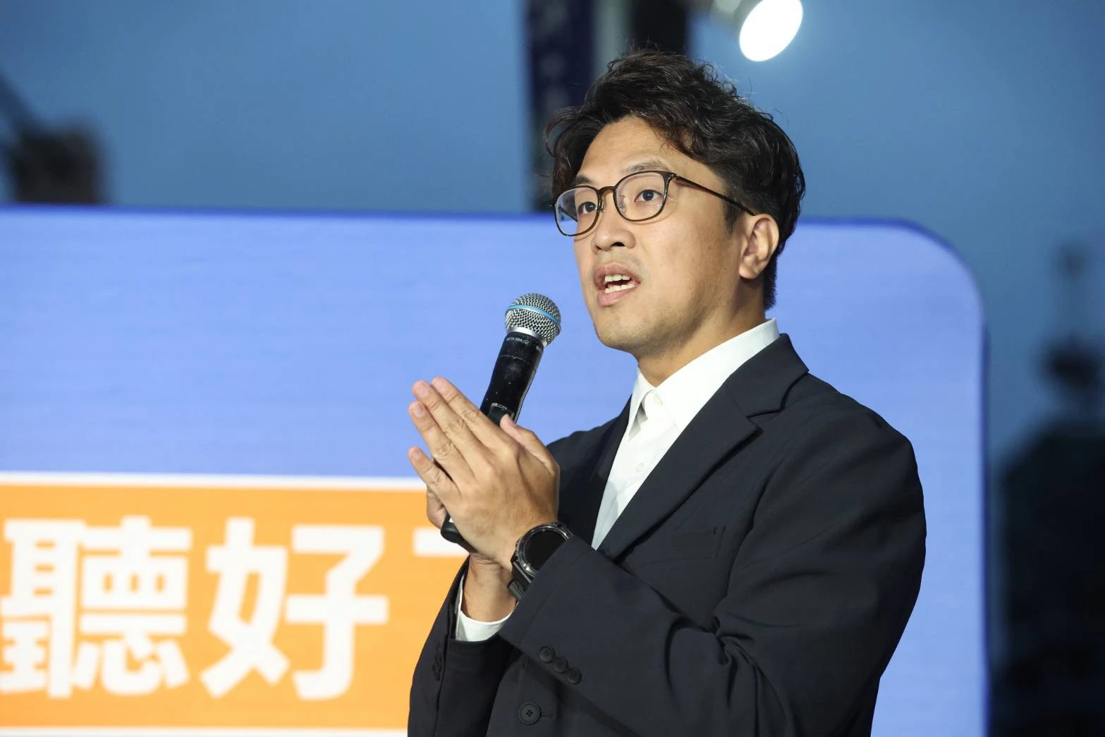 趙少康追問毒品立場　沈伯洋突搬蔣萬安「這句話」讓全場愣住