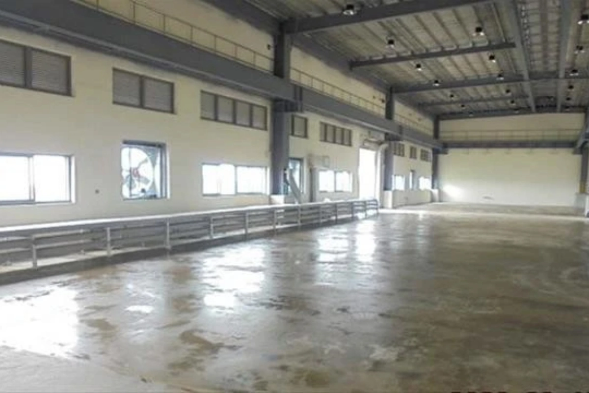 205廠新建廠房才驗收，卻出現漏水等問題急需解決。（取自高雄市府新工處官網）
