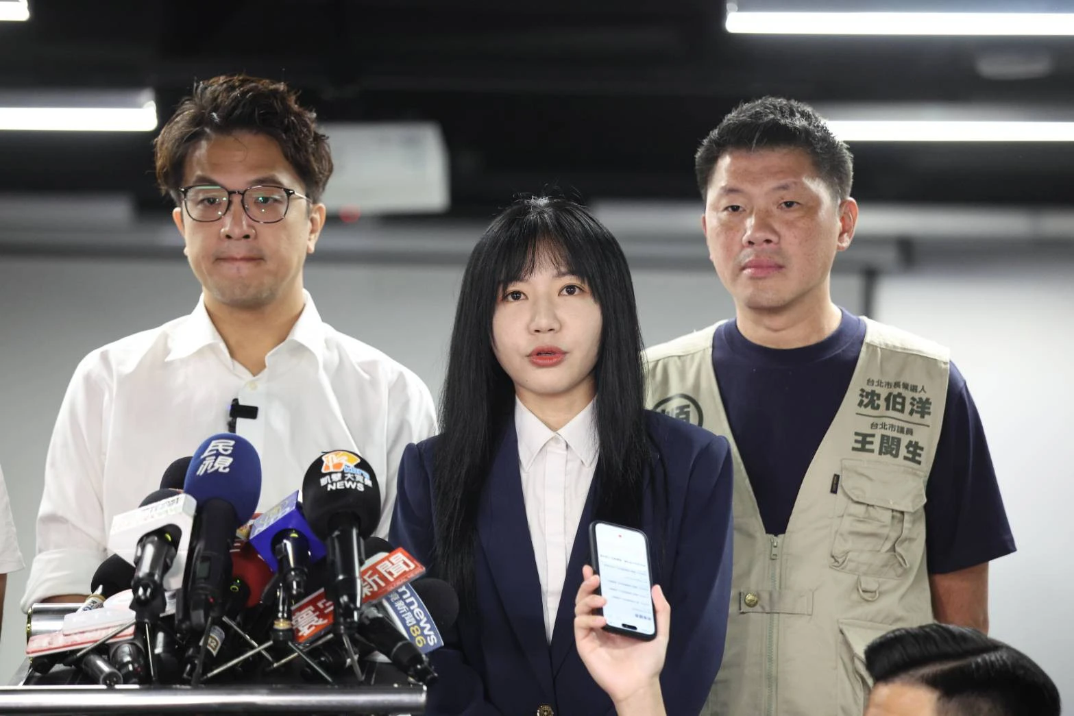 沈伯洋車掃隊伍出現「遭黨除名」人選　吳沛憶喊話：認明4位候選人