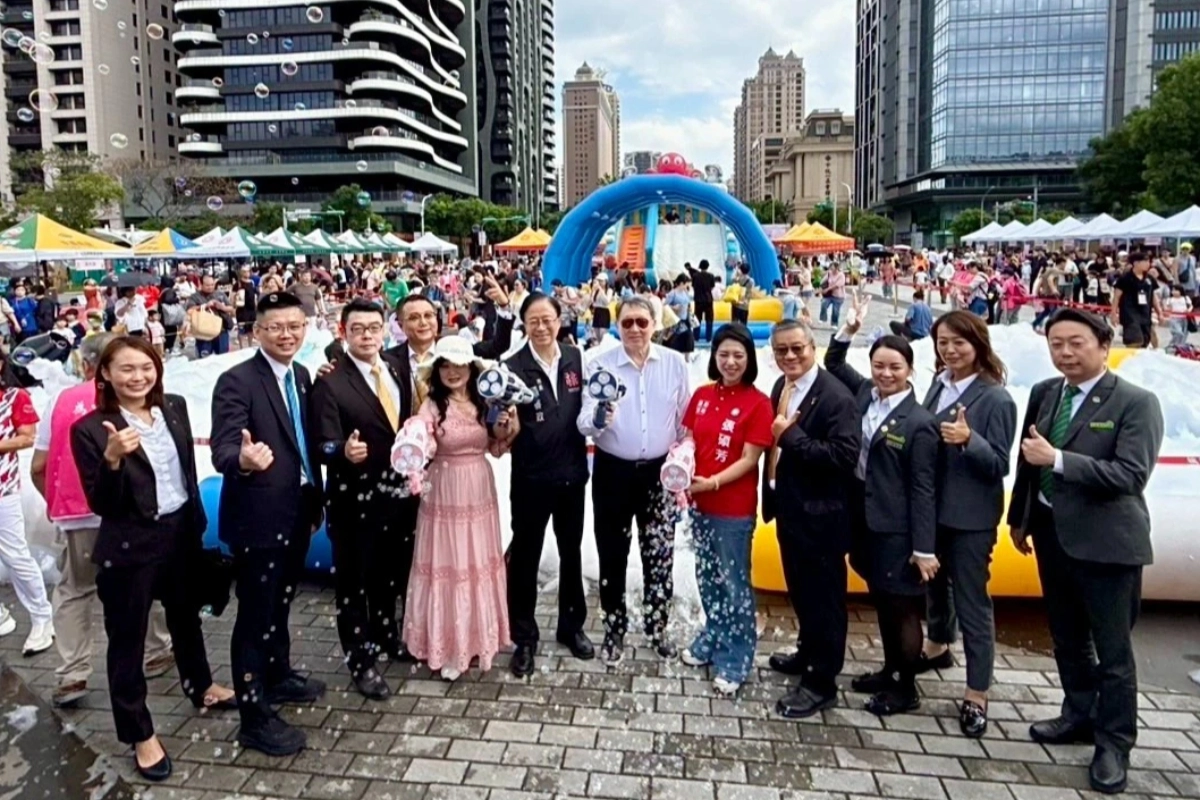 不只是房仲！桃園永慶加盟四品牌贊助80頂帳篷　力挺親子公益