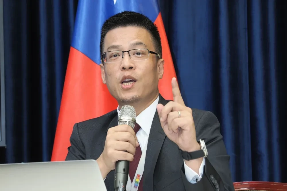沈伯洋陣營找了國安會諮委黃重諺等重量級幕僚，一起參與辯論備戰。（資料照片）
