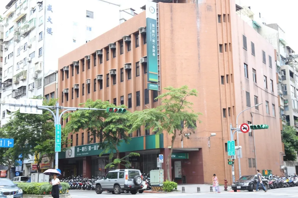 一銀ATM遭駭　專家：系統應獨立管理