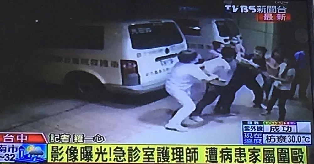 急診室暴力又起　一家5口毆4醫護