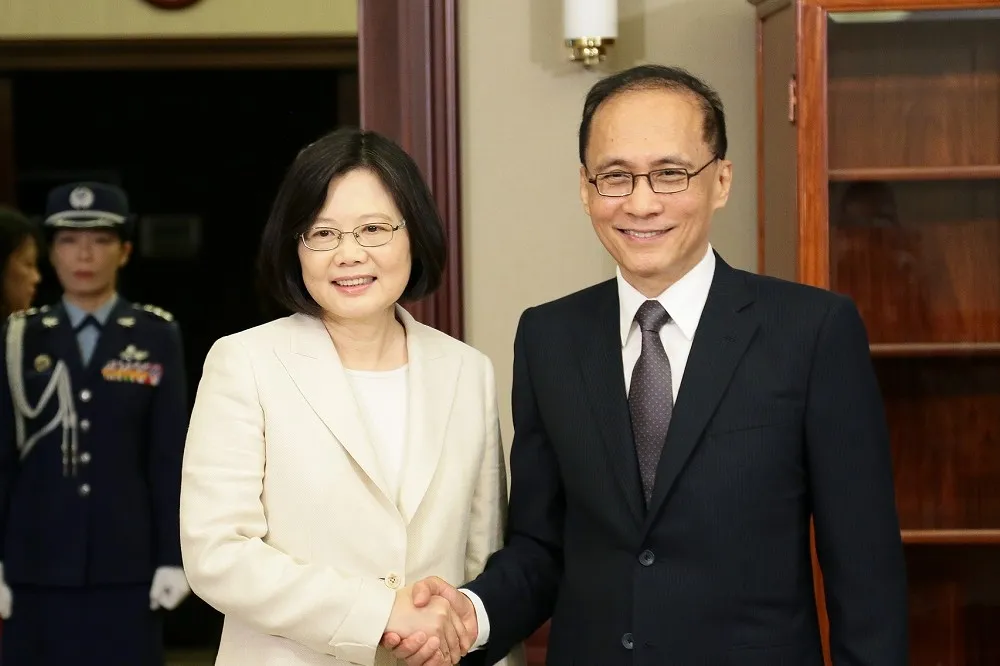 蔡英文下令延審　一例一休闖關添變數