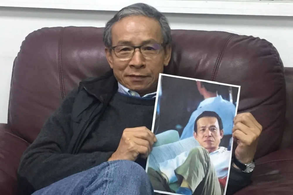 吳念真挨轟「台獨狗」　舞台劇登陸喊卡