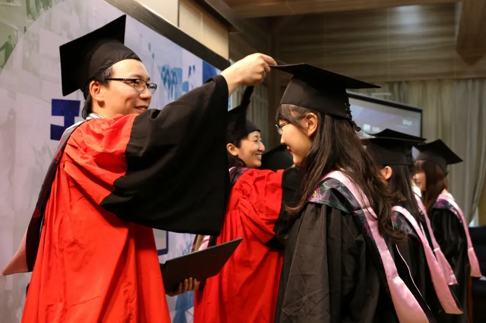 中國學生欠缺批判性思考能力？史丹佛研究：進入大學後才喪失優勢