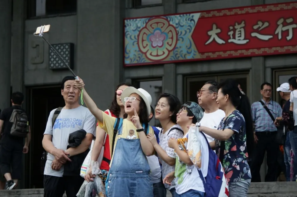 陸客五六月負成長　每月減少逾10%