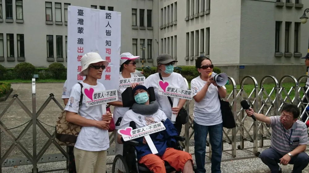 江春男酒駕　關懷協會：知恥應自動請辭