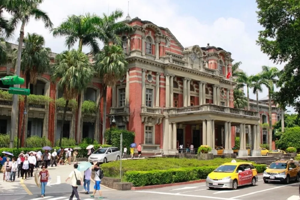 公費不受歡迎　台大公費醫分數輸私校