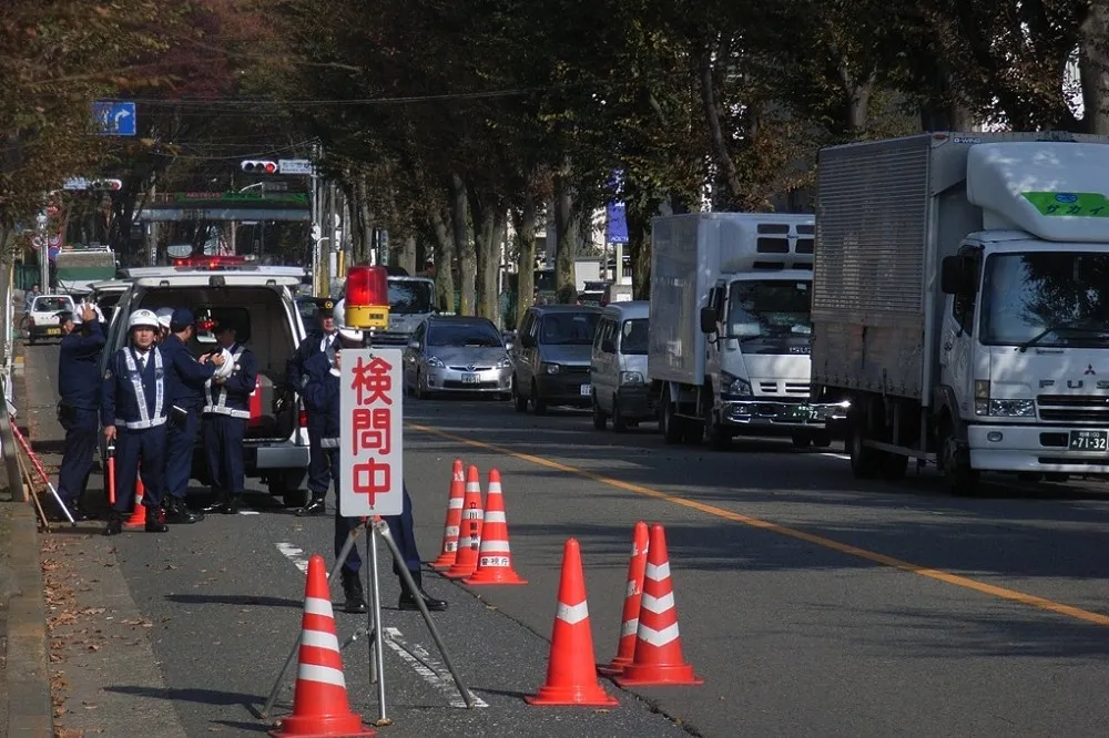 仿日韓抓酒駕　視業者為幫助犯