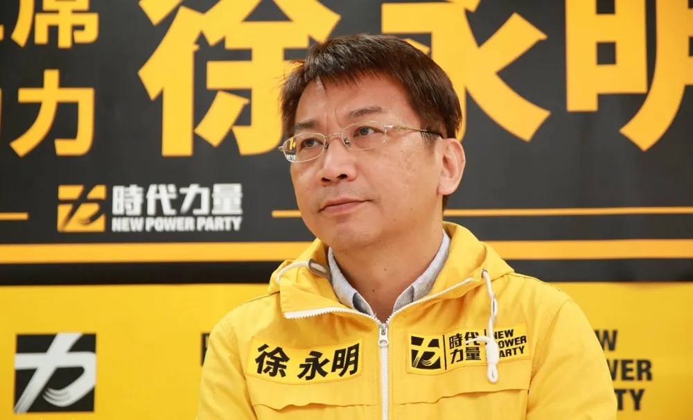 徐永明點名連戰每月爽領16萬　連辦：一切合法
