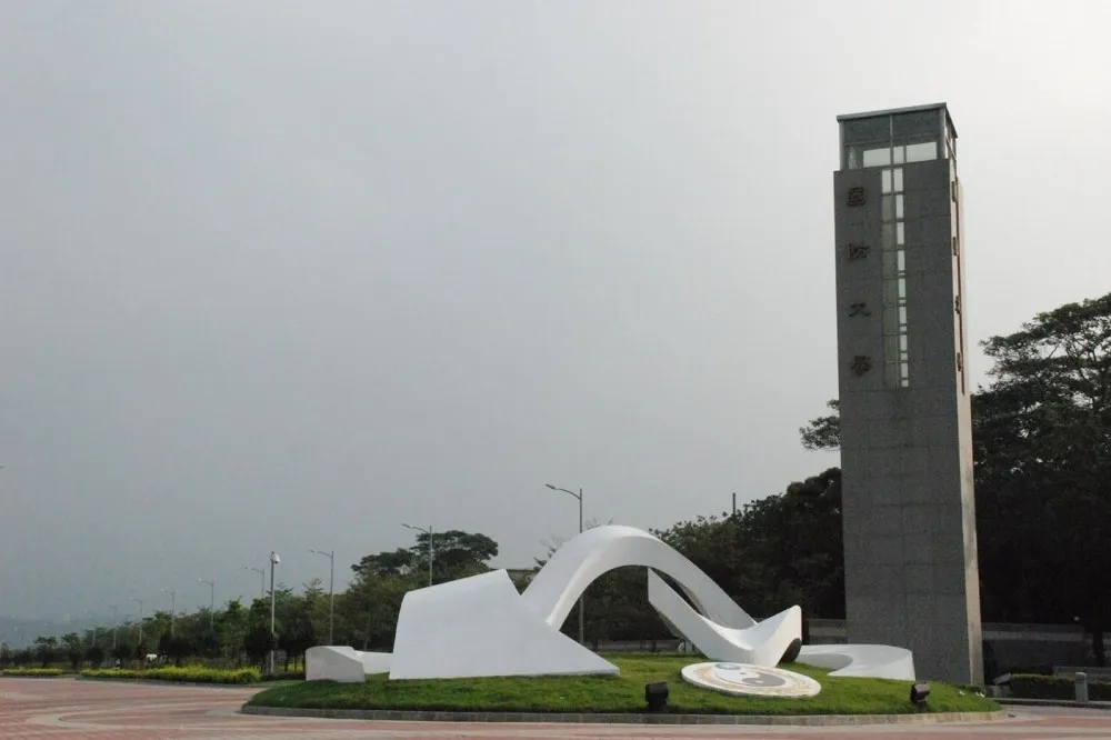 開除愛滋學生涉歧視　國防大學校長竟還抗議！