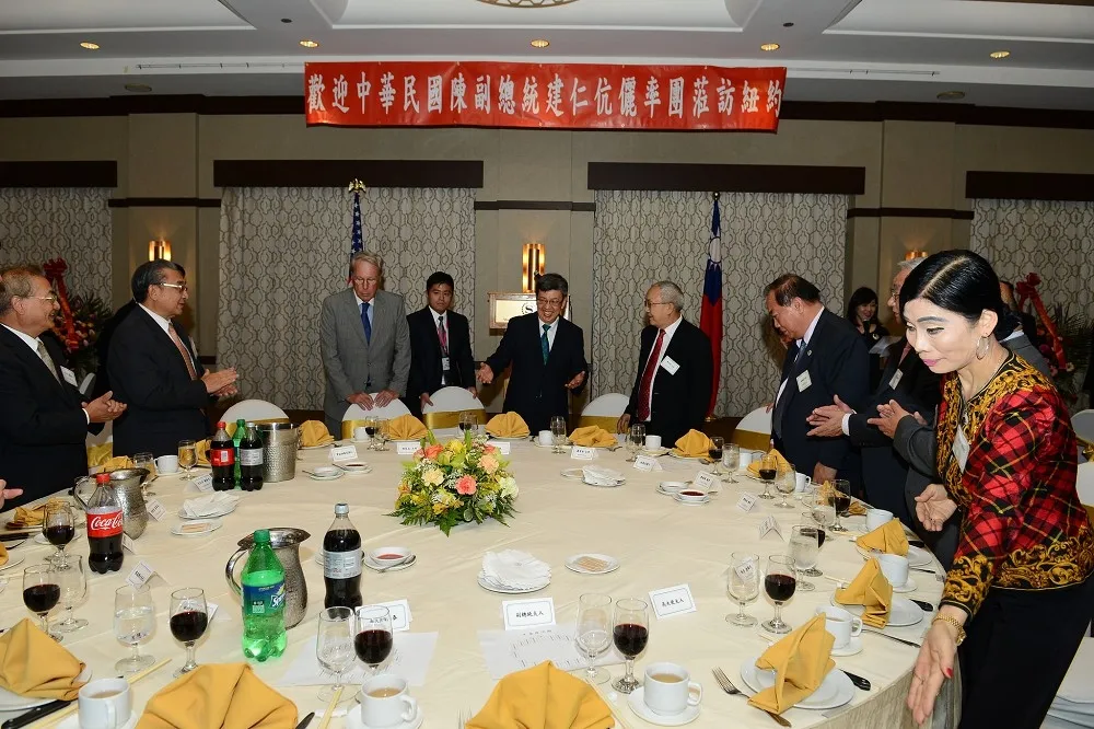 陳副總統過境紐約　AIT主席稱最佳副手