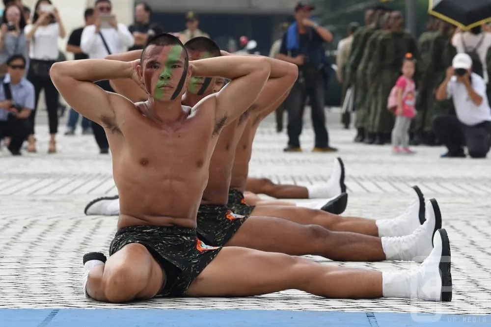 【圖輯】好膽你就來　國防部招募人才舉行軍技操演