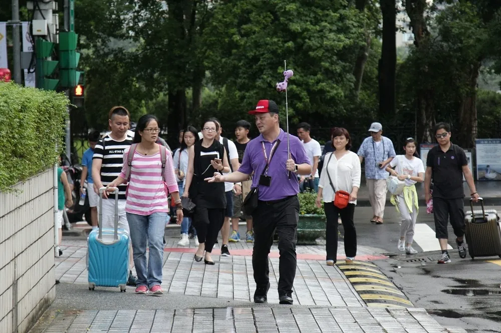 投書：限縮陸客與失敗主義浪潮