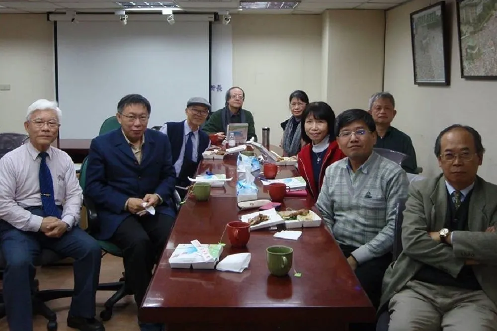 【獨家】挺扁夫妻檔成衛福部人事大熱門　引發醫界反彈