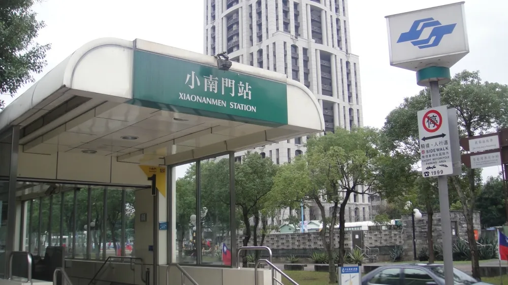 北捷維修車脫軌　小南門至中山站班距28分鐘