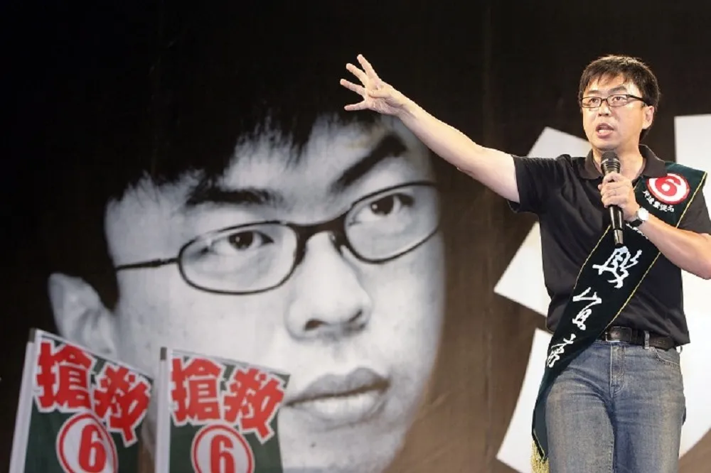 社評：與段宜康商榷