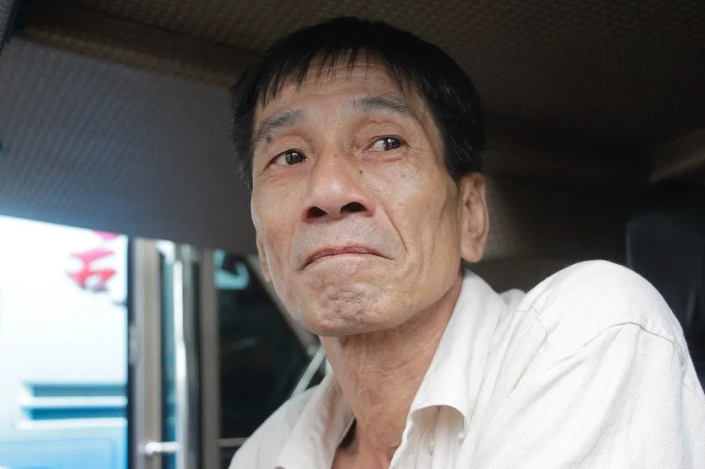 遊覽車司機休無薪假　靠太太苦撐家計