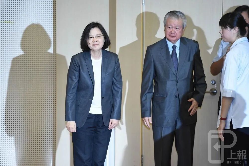強化決策能量　蔡英文權抓府院黨