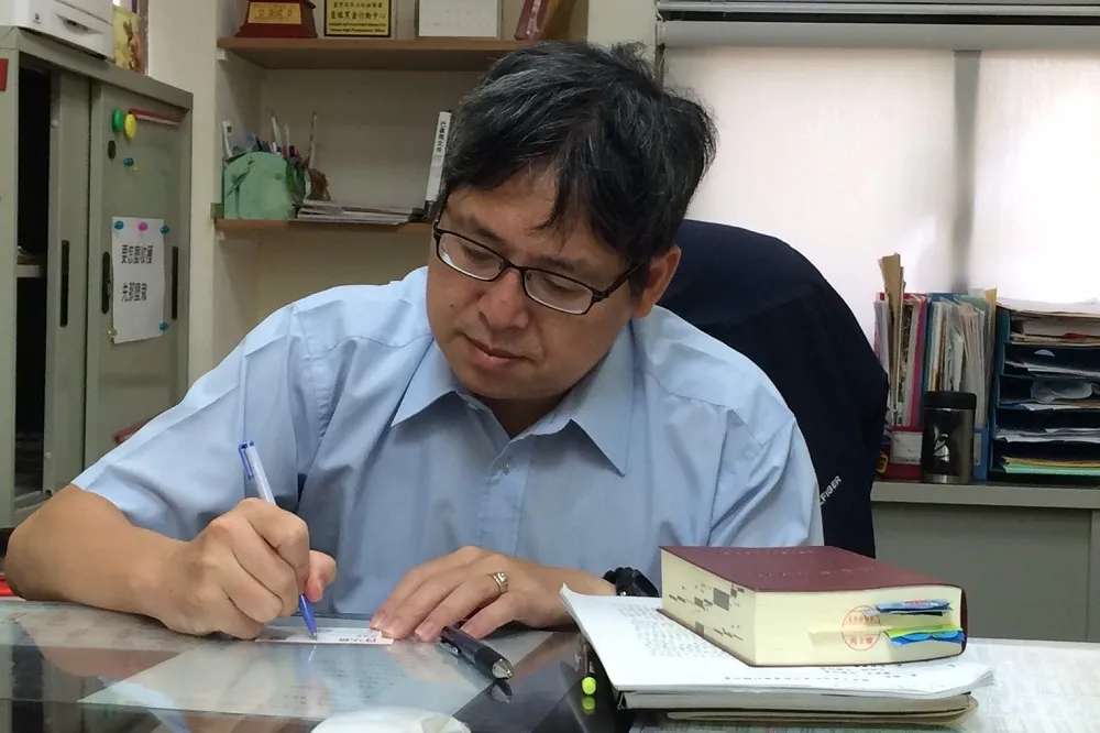 一張資料都沒有...辦兆豐案　他們46小時沒闔眼