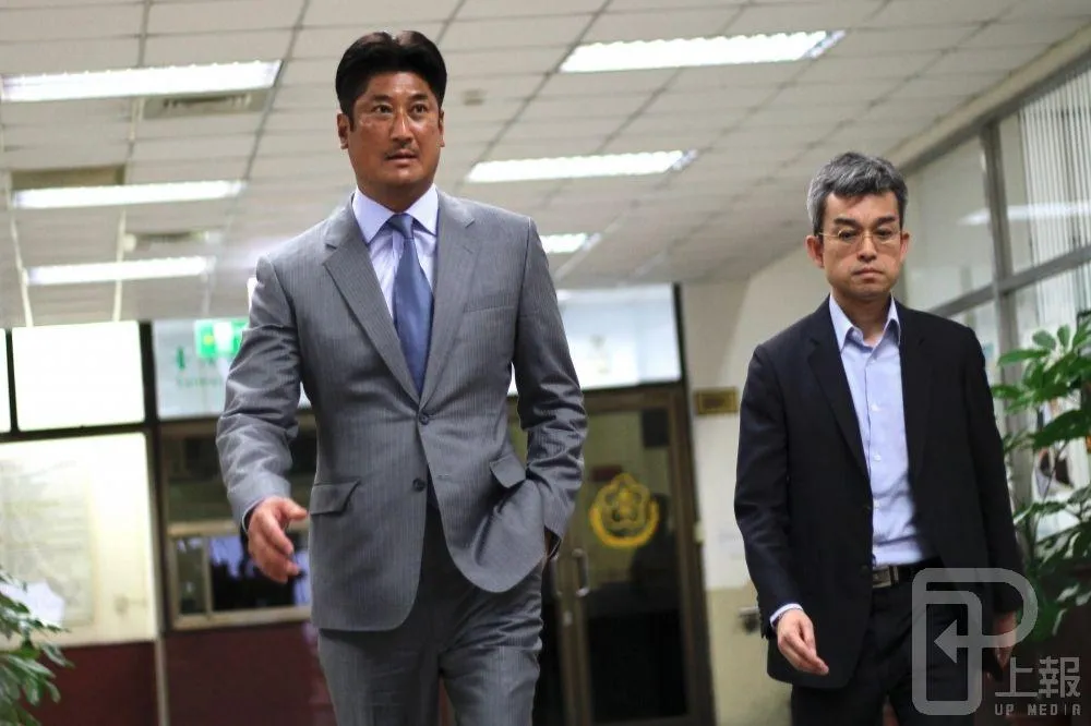 辜仲諒：捍衛父親信譽　用事證洗清冤枉