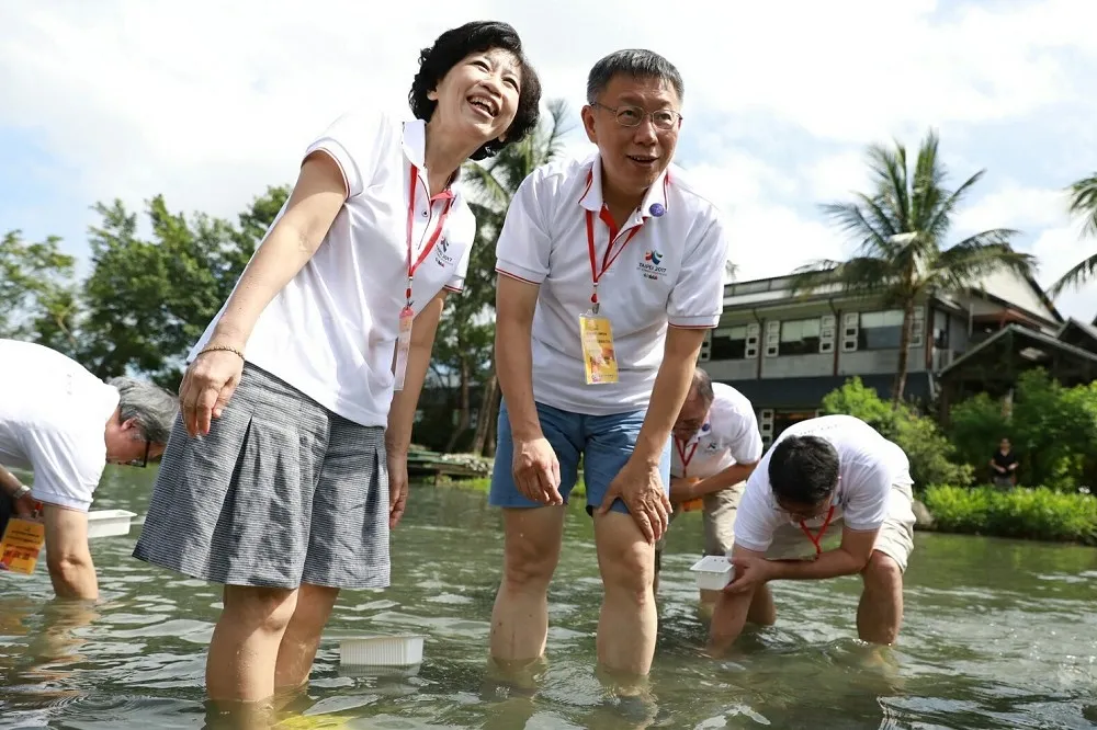柯文哲訪花蓮有機農業　談農產運銷公司人事